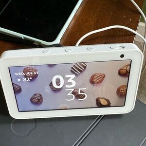 Amazon Echo Show 5